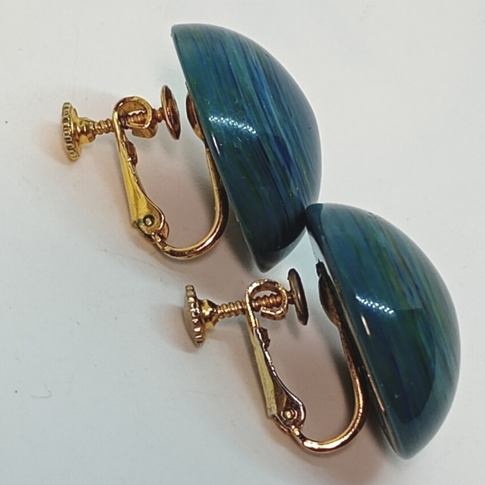 * vintage Napier blue green swirl lucite clip on earrings - Picture 7 of 7
